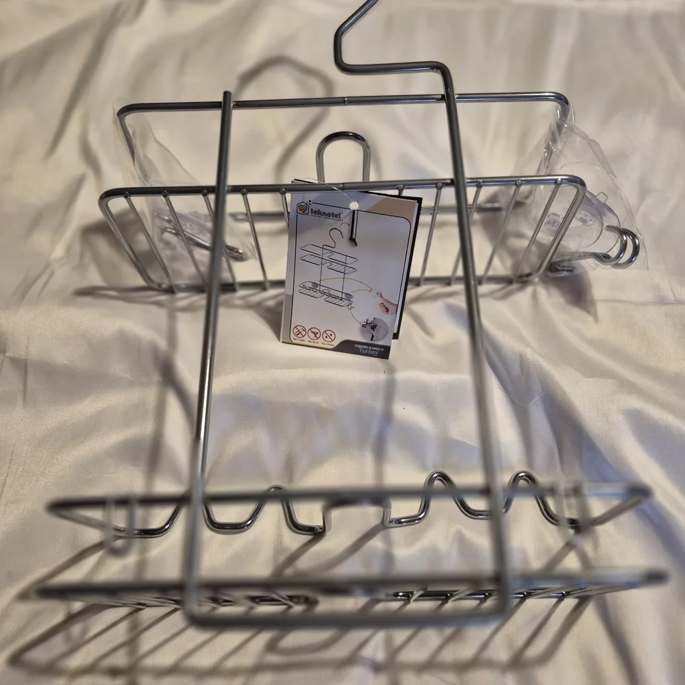N/A bathroom hanging